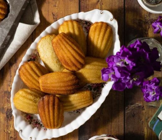 Chic French Earl Grey Madeleines - The Tea Cartel