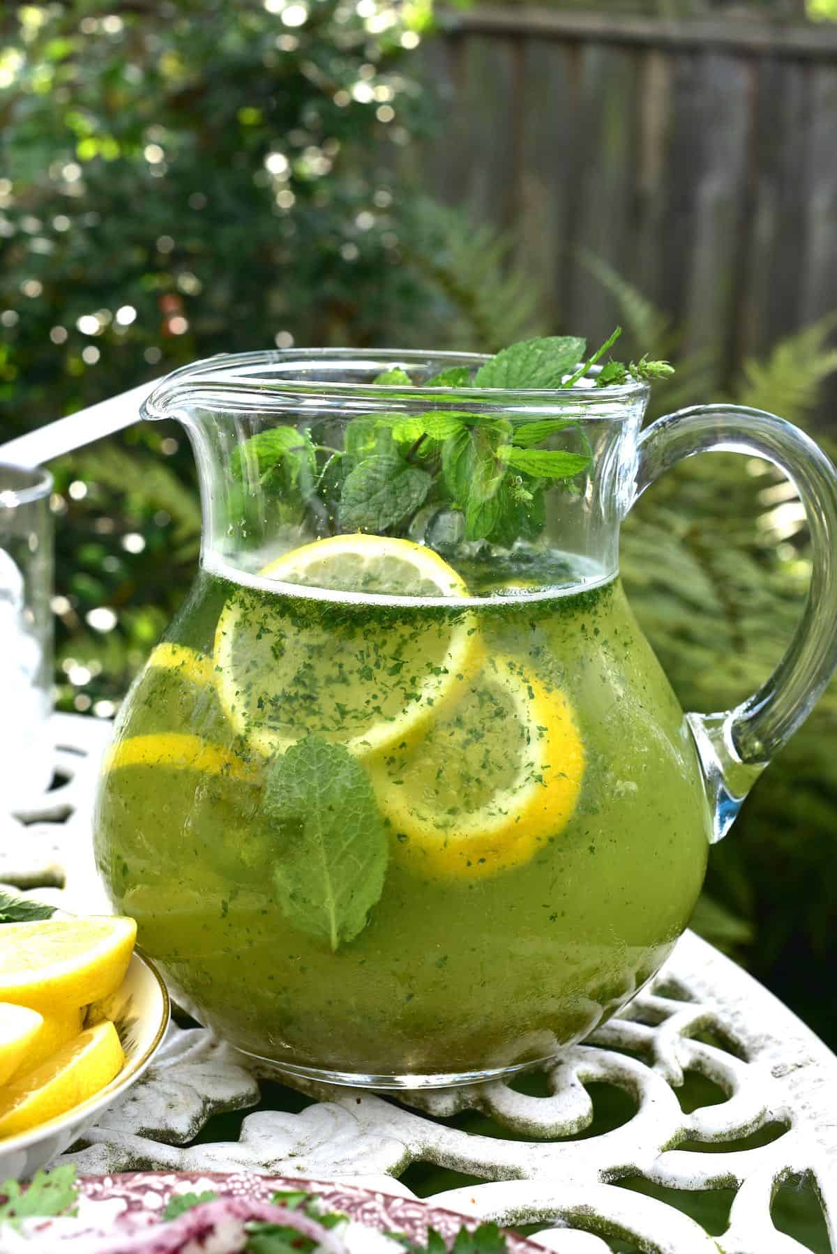 Spearmint Lemonade Recipe - The Tea Cartel